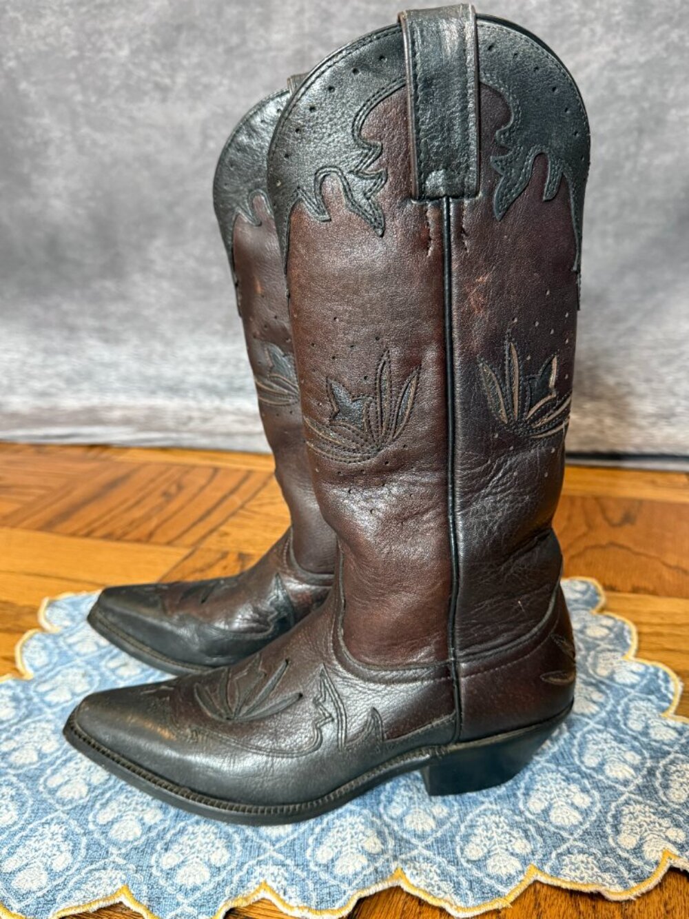 Justin Cowgirl Boots - Picture 3 of 6